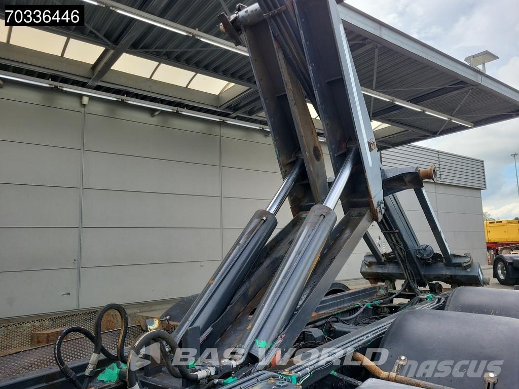 Scania P370 6X4 Andere Fahrzeuge