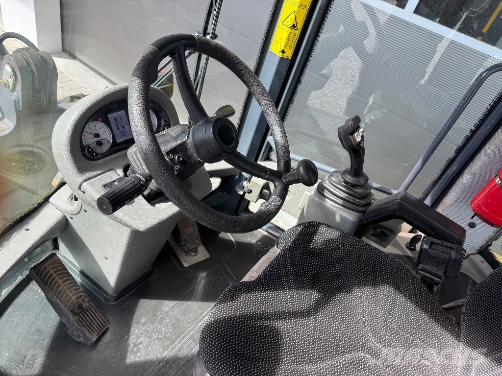 Schaeff TL 80 Naudoti ratiniai krautuvai