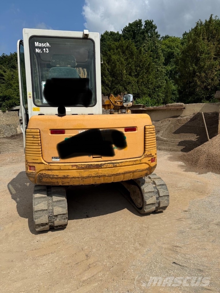 Takeuchi TB 145 Minikoparki