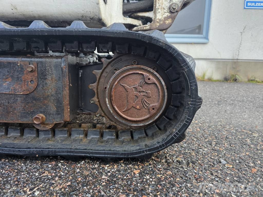 Bobcat 323 Minikaivukoneet < 7t