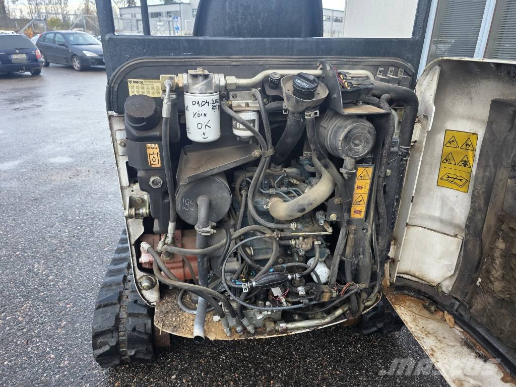 Bobcat 323 Minikaivukoneet < 7t
