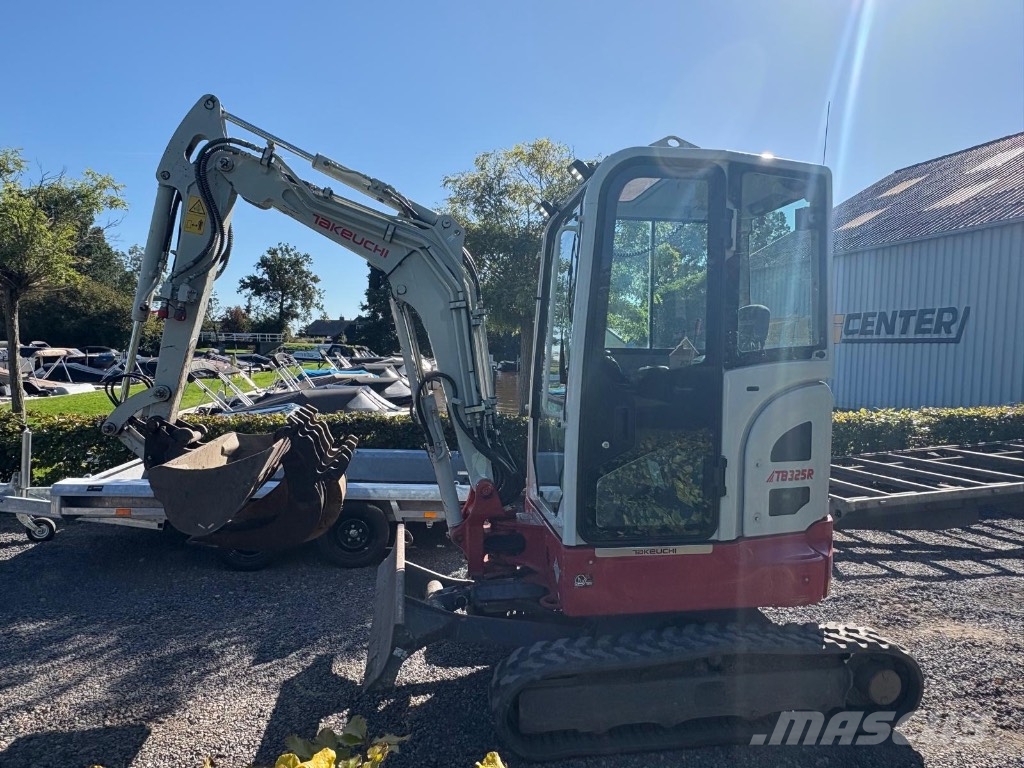 Takeuchi TB 235 r Miniekskavaatorid < 7 t
