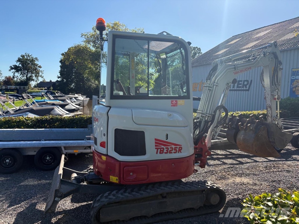 Takeuchi TB 235 r Miniekskavaatorid < 7 t