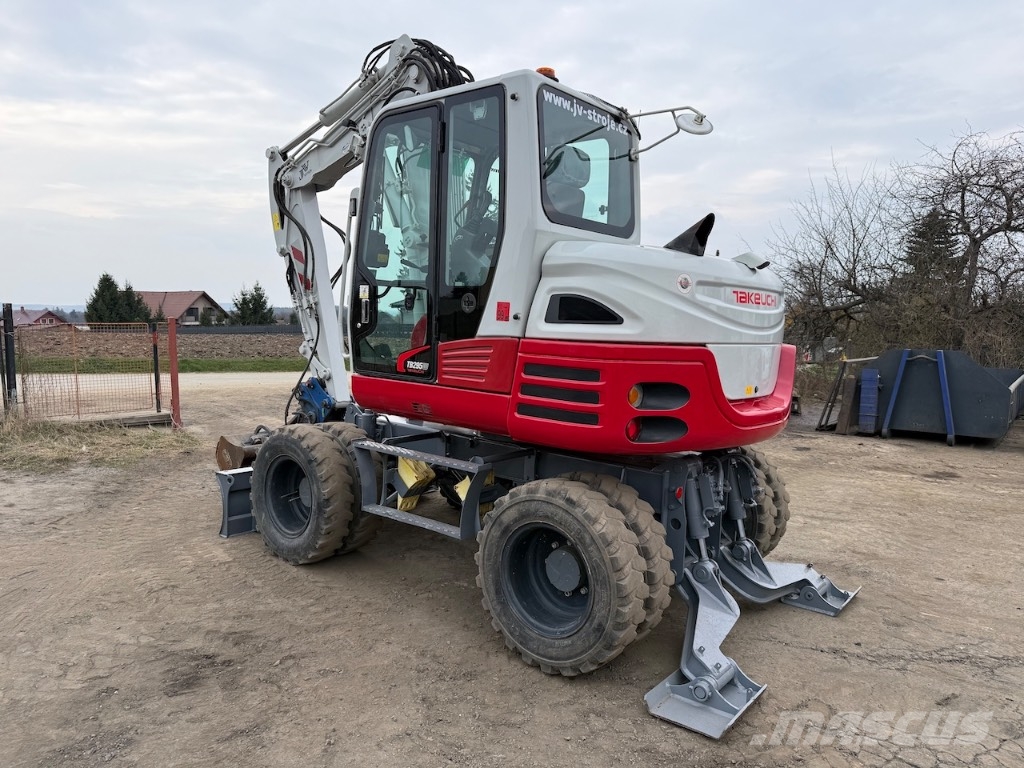 Takeuchi TB 295 W Excavadoras de ruedas