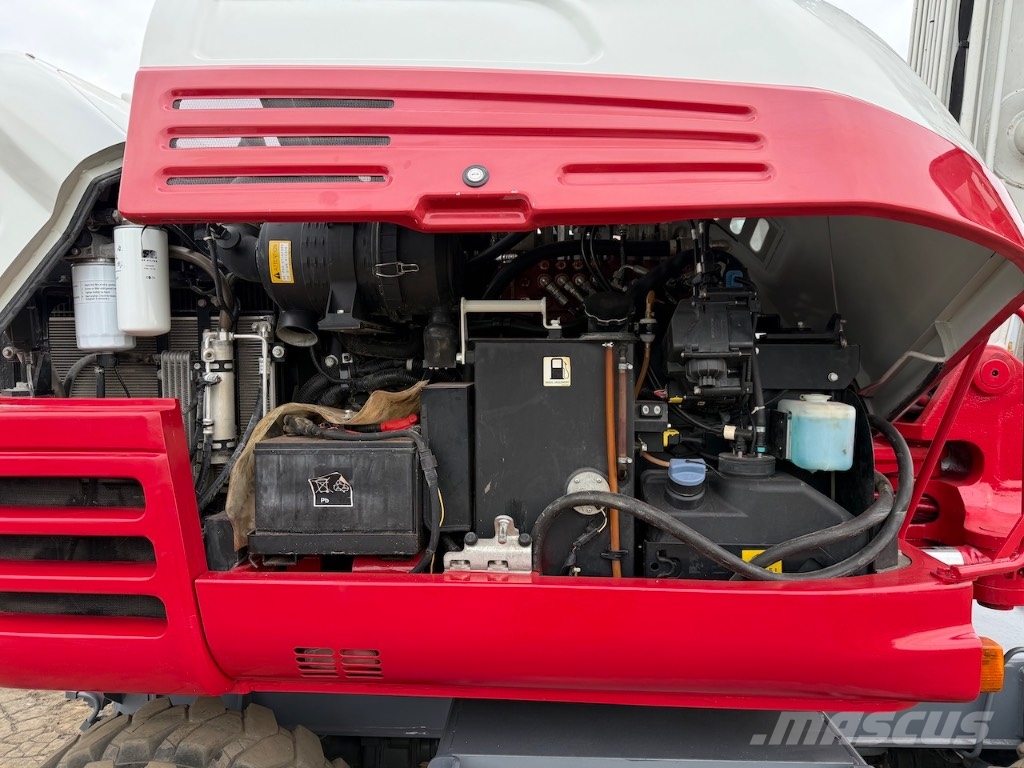 Takeuchi TB 295 W Excavadoras de ruedas
