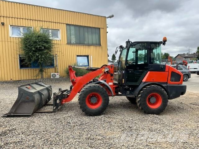 Kubota R 085 Radlader 29.500 EUR Фронтальні навантажувачі