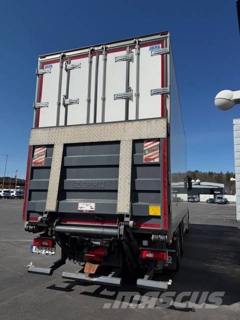 Scania R410B6X2*4NB LNG Camiones con temperatura controlada
