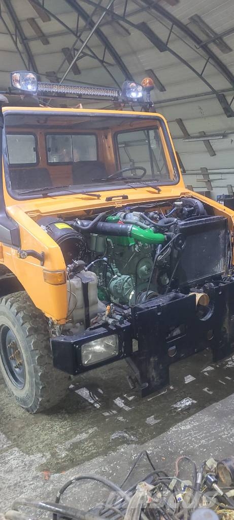Mercedes-Benz UNIMOG U1200 Ciągniki rolnicze