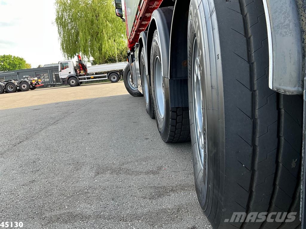 Mercedes-Benz Arocs 3263 8x4 Euro 6 Hiab 37 Tonmeter laadkraan + Savivarčių priekabų vilkikai