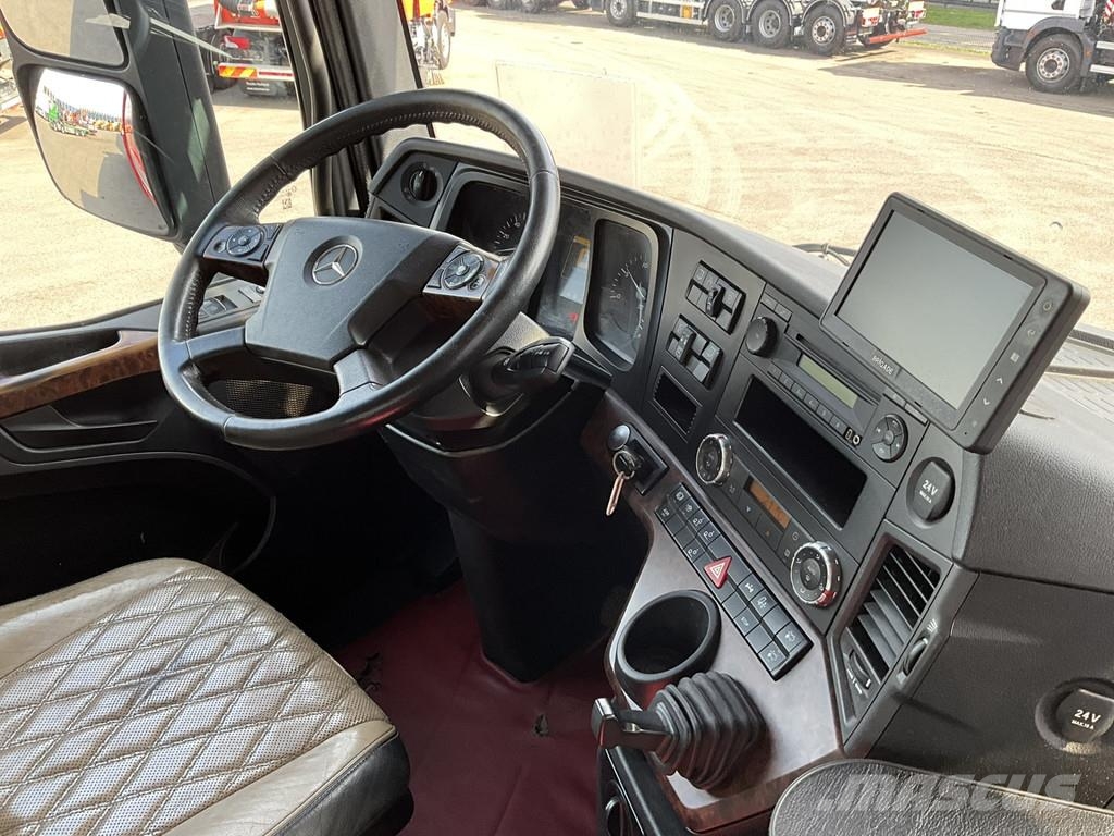 Mercedes-Benz Arocs 3263 8x4 Euro 6 Hiab 37 Tonmeter laadkraan + Savivarčių priekabų vilkikai