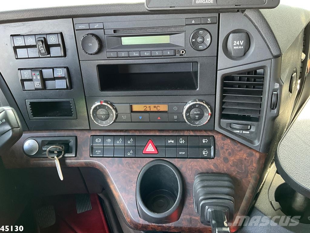 Mercedes-Benz Arocs 3263 8x4 Euro 6 Hiab 37 Tonmeter laadkraan + Savivarčių priekabų vilkikai