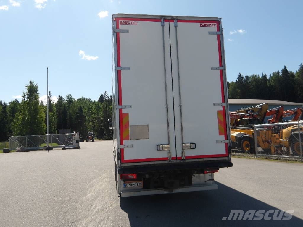 Scania R490 6x2 Camiones con caja de remolque