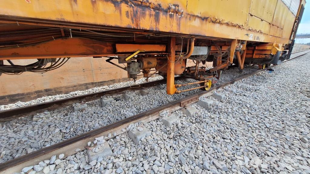 Plasser & Theurer 108-275 FRP Būvniecība- Citi