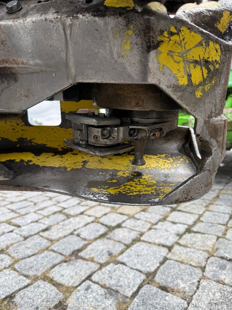John Deere H 412 Harvester heads