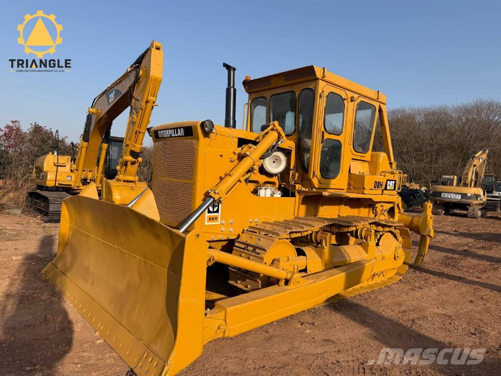 CAT D 8 H Pásové dozery