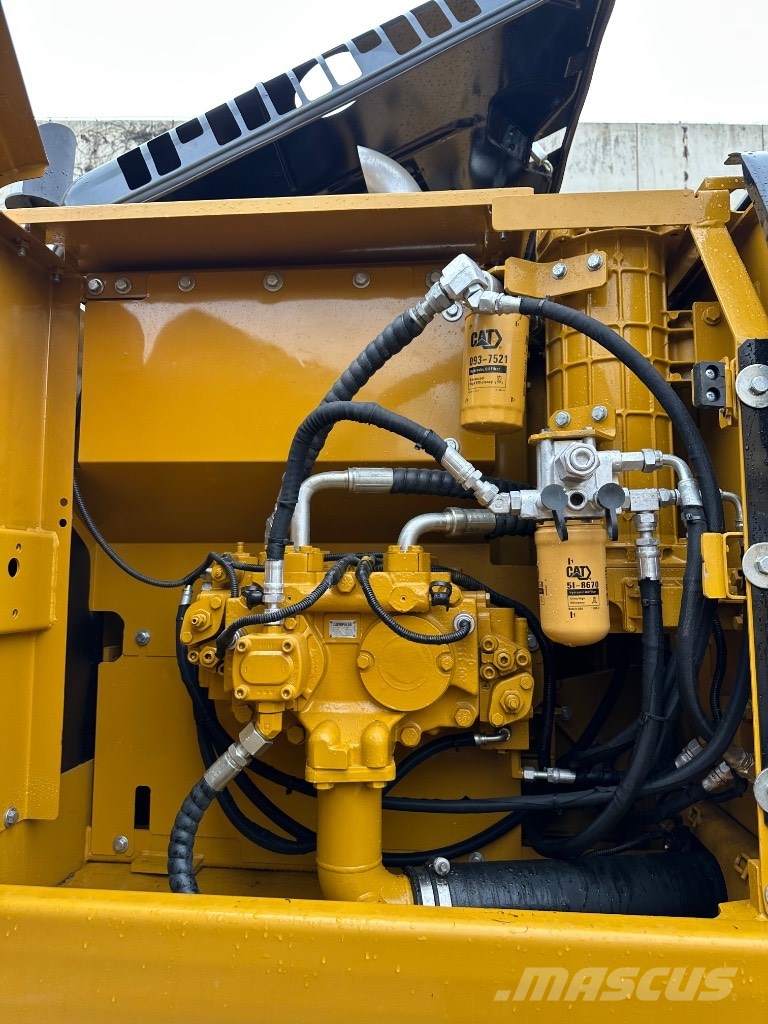 CAT 323D2L Mini excavators 7t - 12t