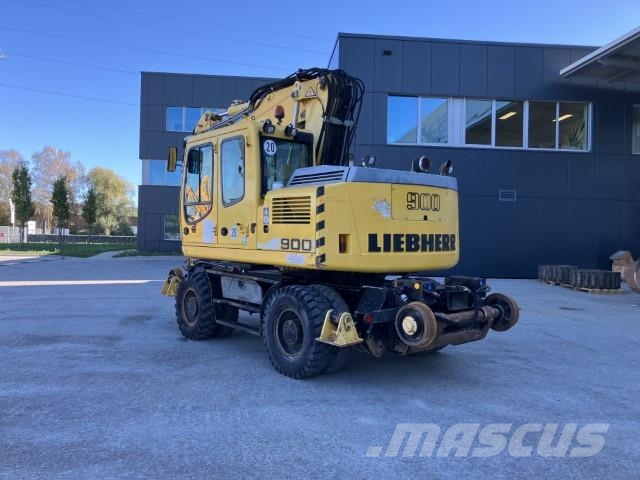 Liebherr A 900 Wheeled excavators