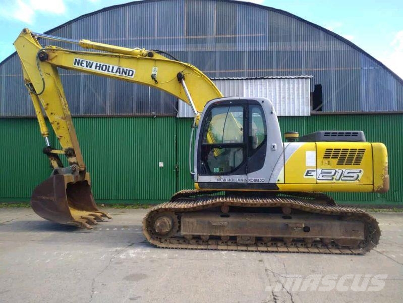 New Holland E 215 Paletli ekskavatörler