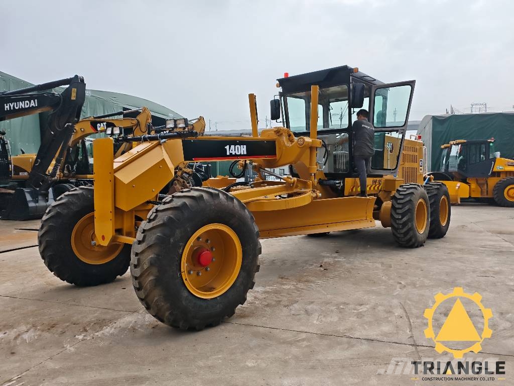 CAT 140 H モーターグレーダー