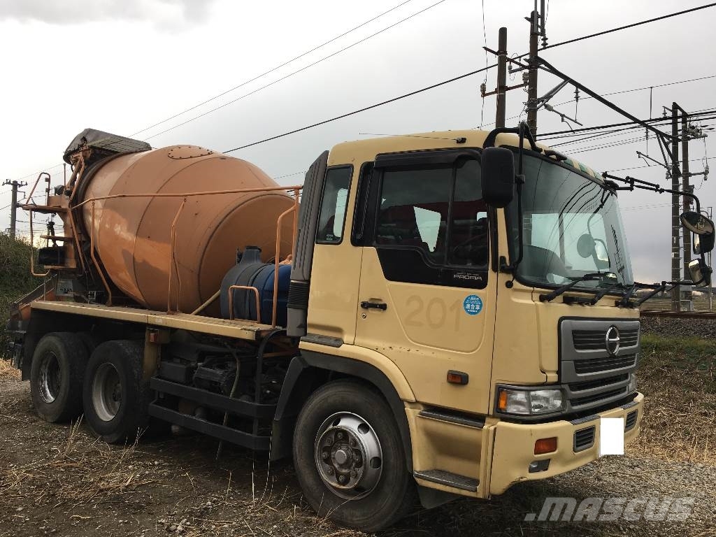 Hino FS2PKG10527 混凝土/砂漿拌合機