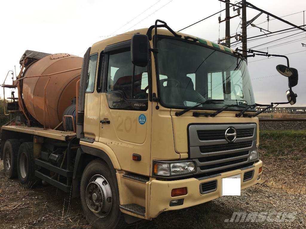 Hino FS2PKG10527 混凝土/砂漿拌合機