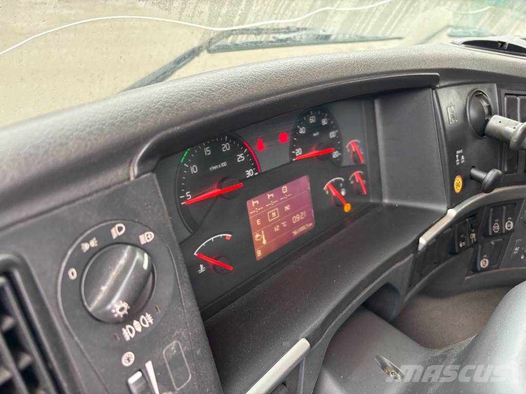 Volvo FM 380 HIAB X-HiPro Darus teherautók