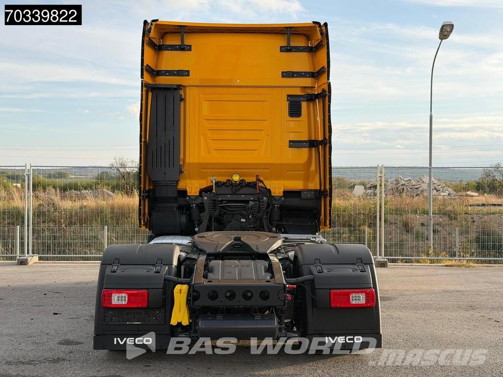 Iveco S-Way 500 4X2 NEW! Mega 2xTanks ACC Navi Тягачі