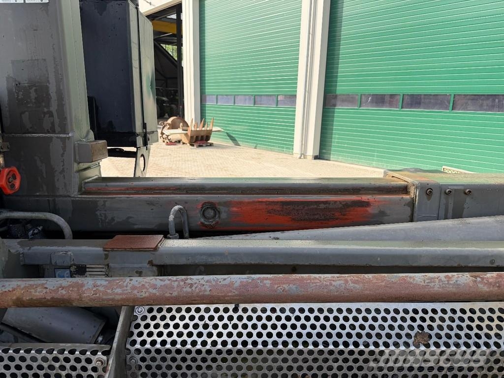 Terberg FM1350-WDGL Hooklift - Crane Vrachtwagen met containersysteem