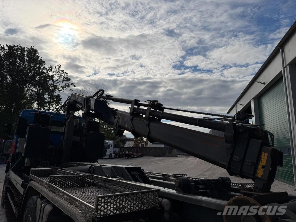 Terberg FM1350-WDGL Hooklift - Crane Vrachtwagen met containersysteem