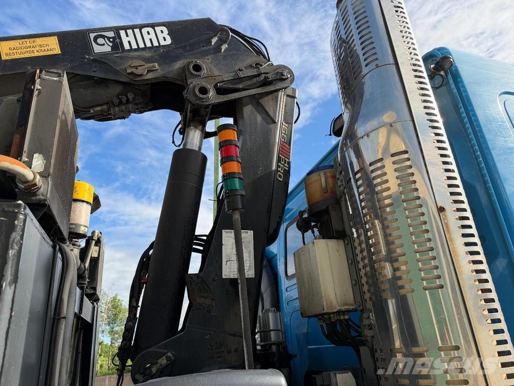 Terberg FM1350-WDGL Hooklift - Crane Vrachtwagen met containersysteem