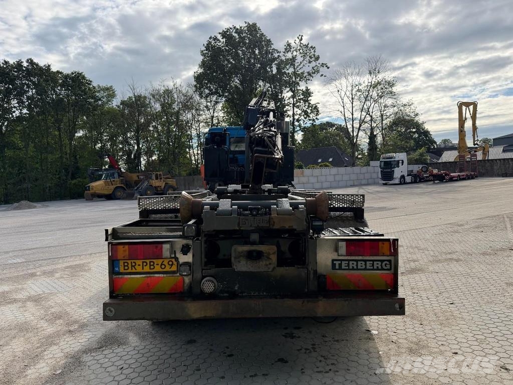 Terberg FM1350-WDGL Hooklift - Crane Vrachtwagen met containersysteem
