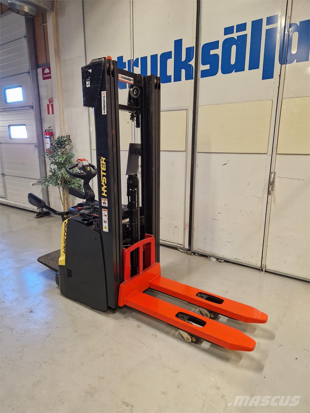 Hyster S1.4S IL Samohybné vozíky