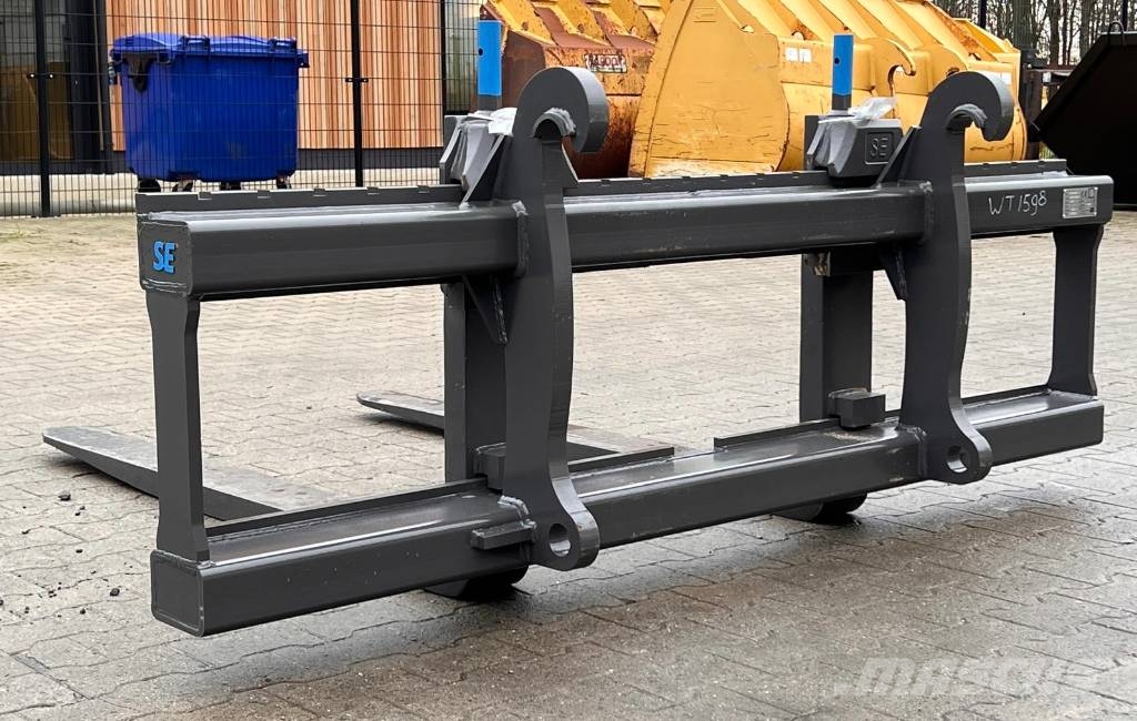 SE Equipment Volvo Palletframe - Palletforks - Palettengabeln Uñas para carretilla