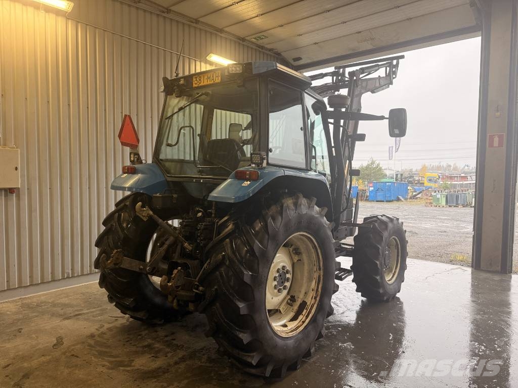 New Holland TS 100 4x4 Vaihdossa käy kaikki Traktorit