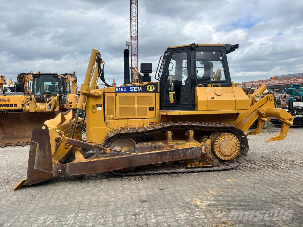 SEM 816D . بلدوزرات مجنزرة