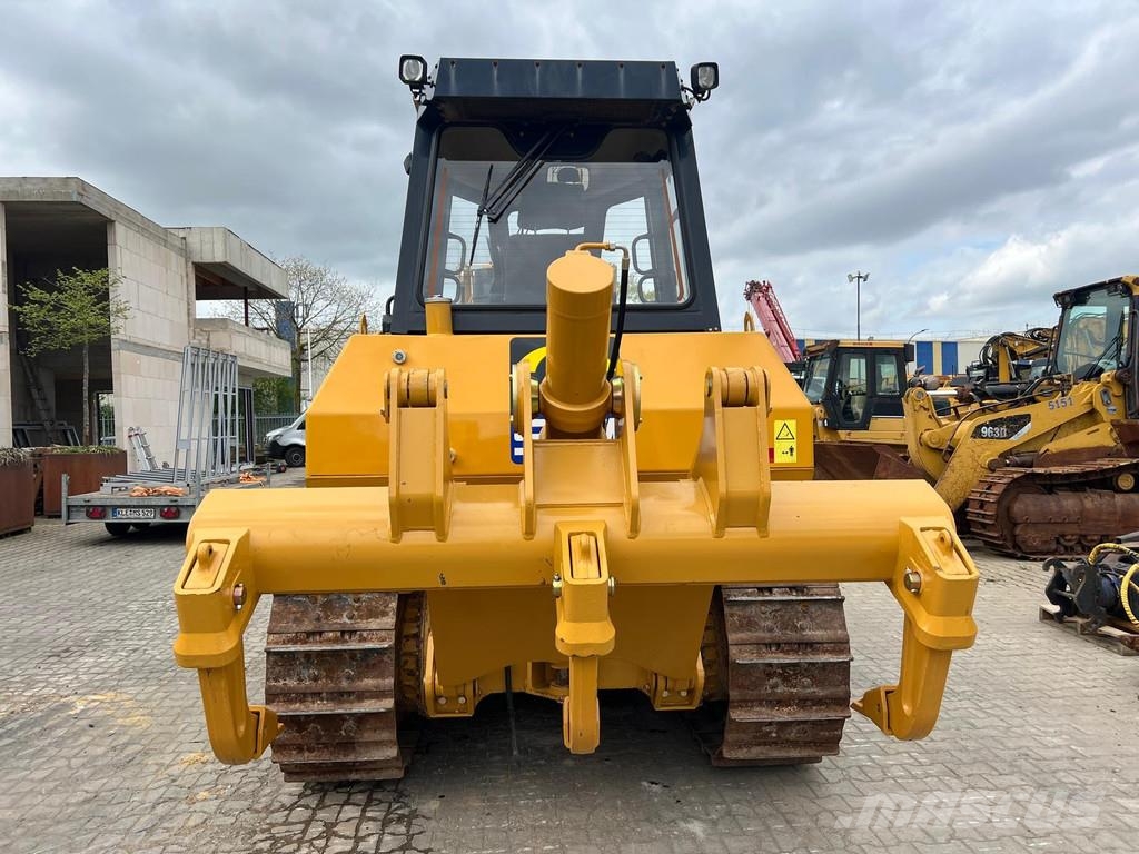 SEM 816D . Crawler dozers