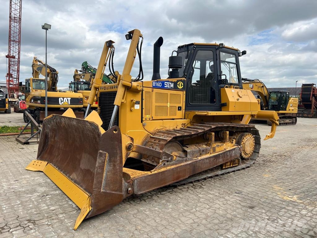 SEM 816D . بلدوزرات مجنزرة