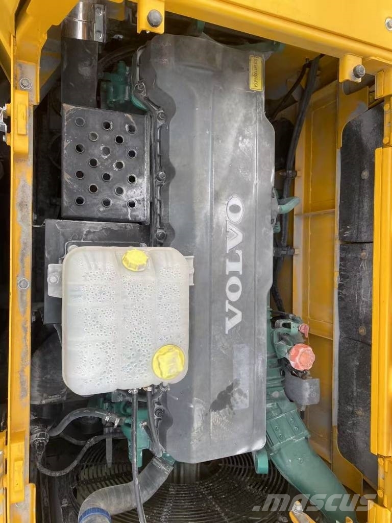 Volvo 480D Paletli ekskavatörler