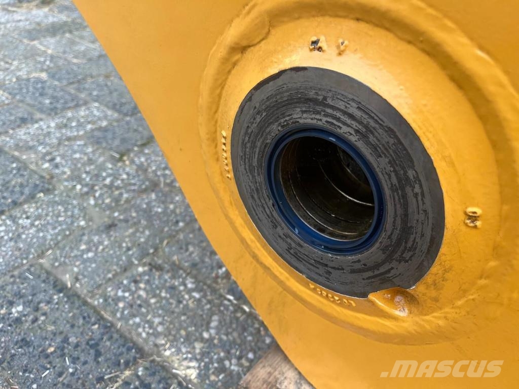 Liebherr A914 comp جرافات عكسية
