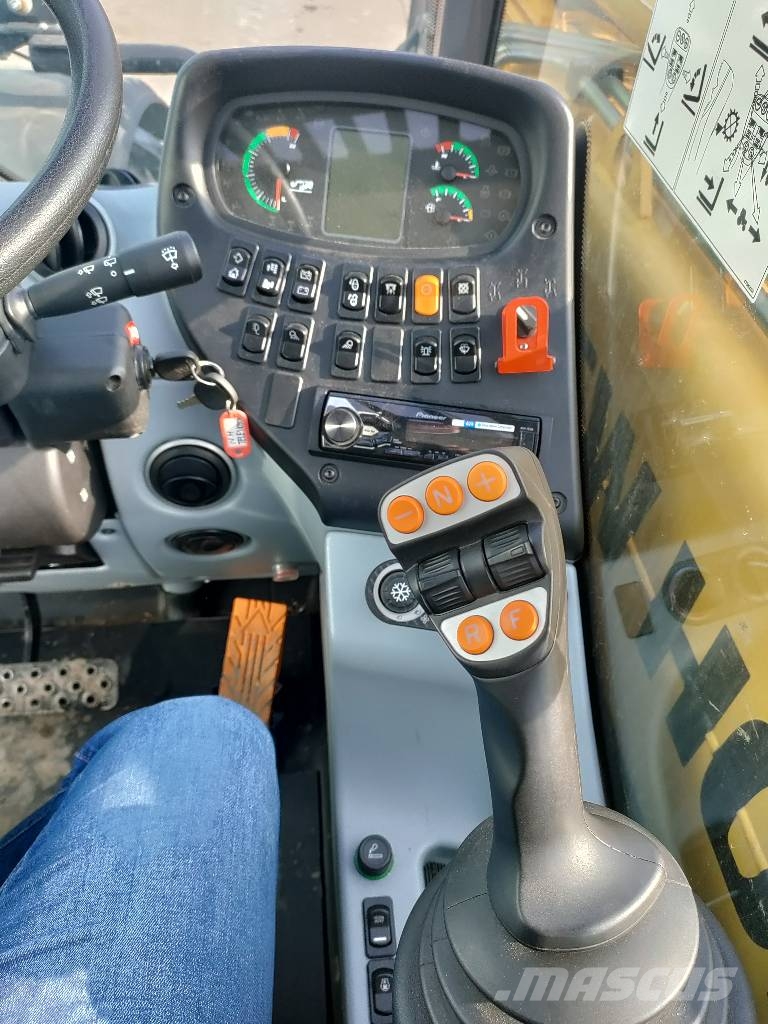 New Holland TH 9.35 Sollevatori telescopici per agricoltura