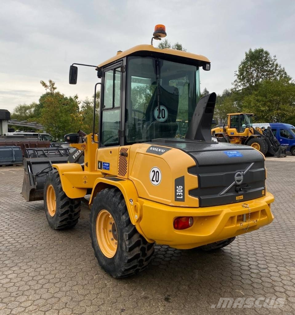 Volvo L 30 G لوادر بعجل