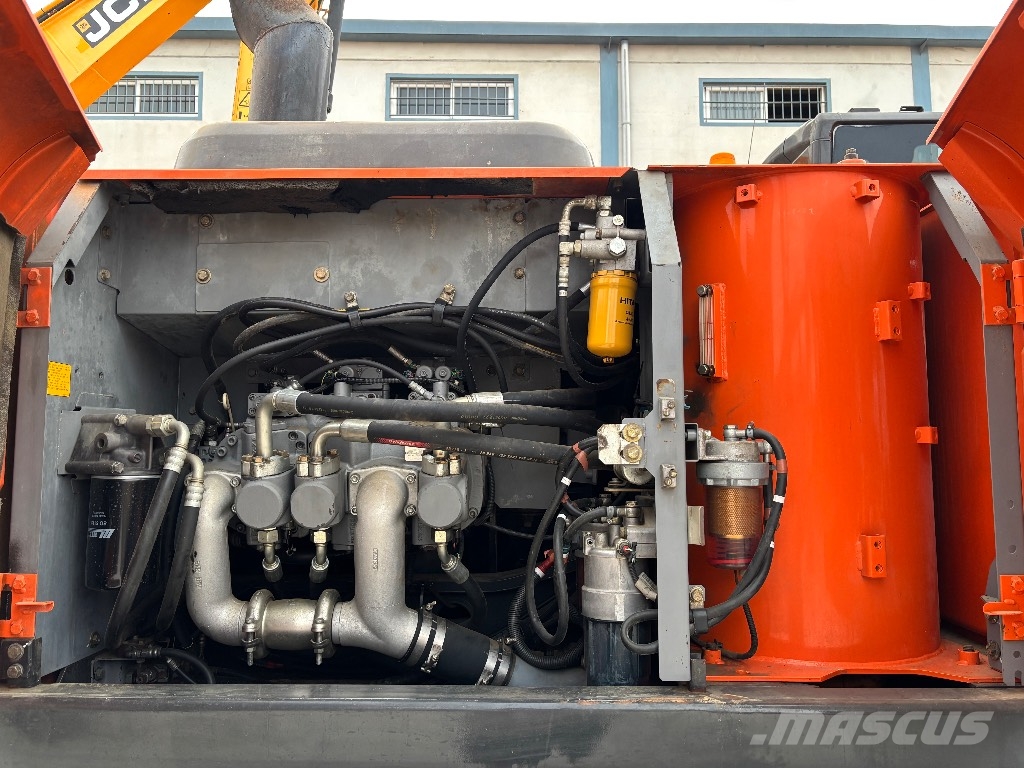 Hitachi ZX 210 LC-5 Excavadoras de cadenas