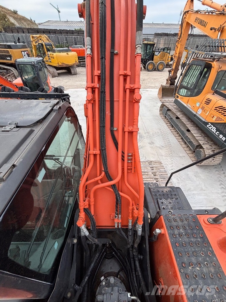 Hitachi ZX 210 LC-5 Excavadoras de cadenas