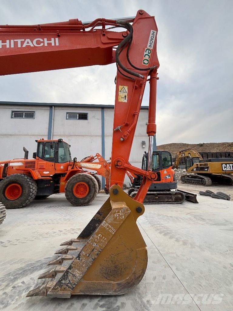 Hitachi ZX 210 LC-5 Excavadoras de cadenas