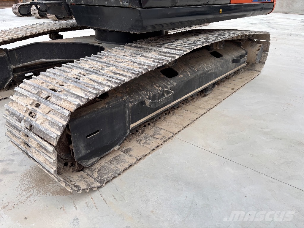 Hitachi ZX 210 LC-5 Excavadoras de cadenas