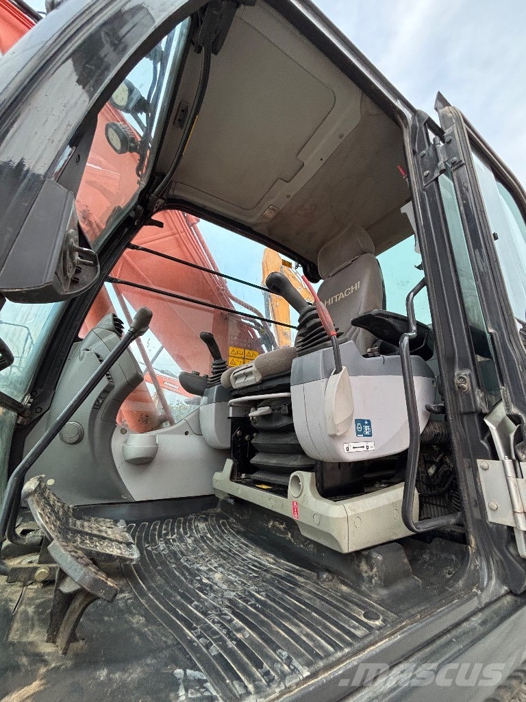 Hitachi ZX 210 LC-5 Excavadoras de cadenas