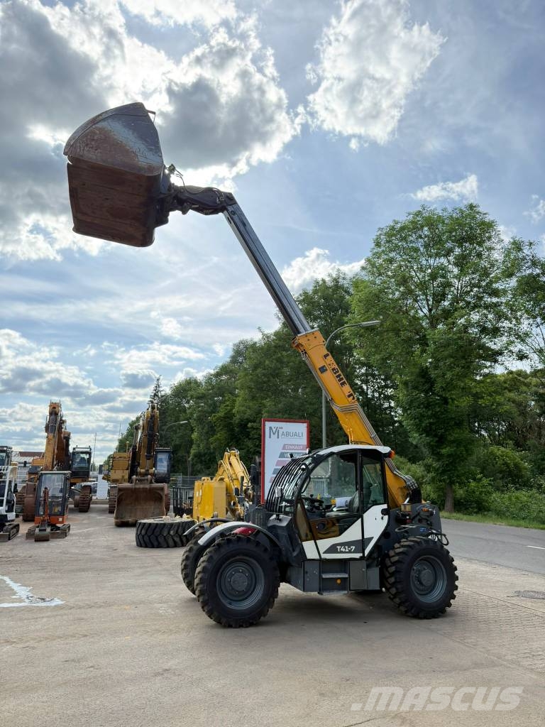 Liebherr T 41-7 //BJ.: 2022 / 7370H / Klima/ Teleskoplader