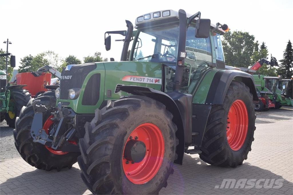 Fendt 714 Vario TMS Τρακτέρ
