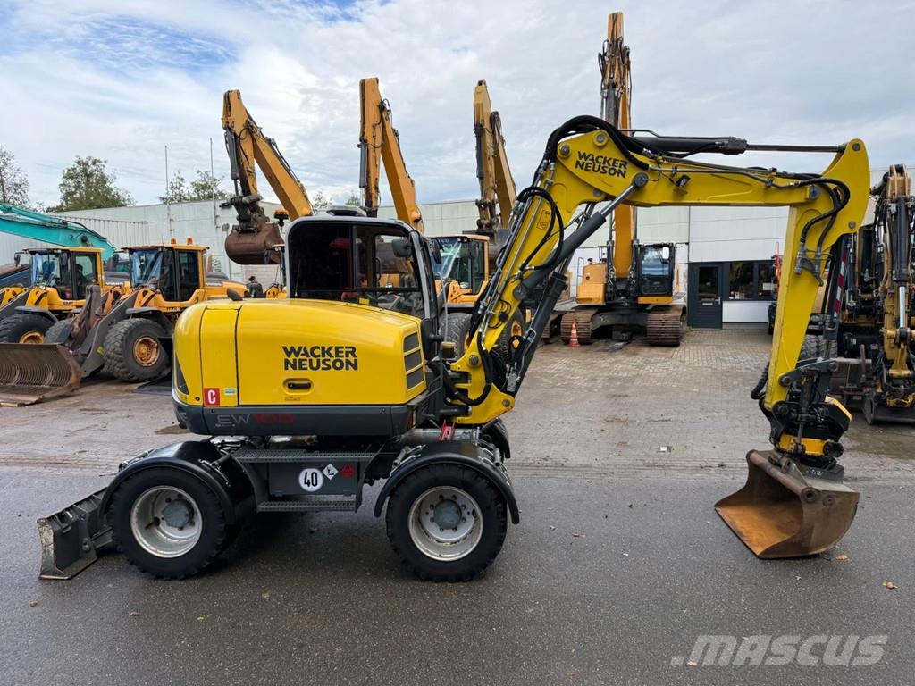 Wacker Neuson EW100 حفارات بعجل
