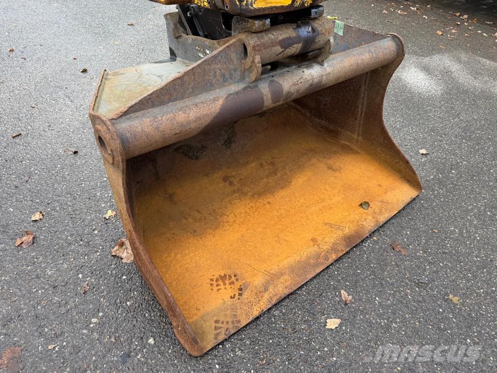 Wacker Neuson EW100 حفارات بعجل